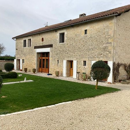 La Grange Panzió Blanzay Kültér fotó